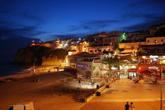 Os Reais - Apt In Front Of The Beach In Centeanes Carvoeiro  Buitenkant foto